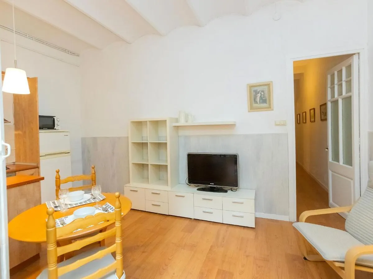 Apartment Gracia Torrijos By Interhome برشلونة